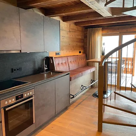 Отель Zimmerbraeu 4*