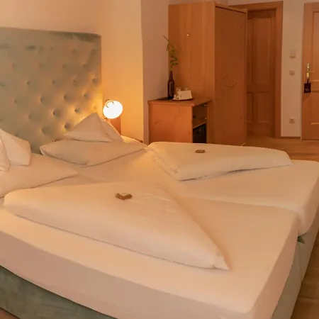 Hotel Zimmerbraeu