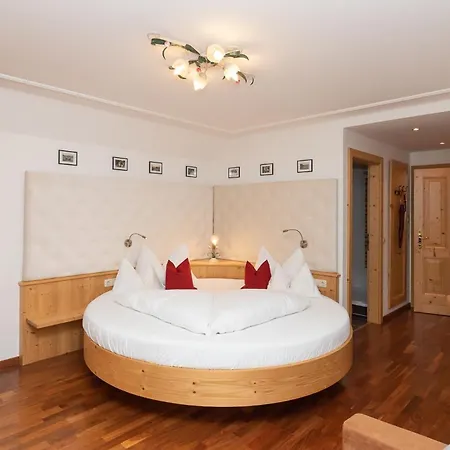 Отель Zimmerbraeu Sankt Wolfgang im Salzkammergut